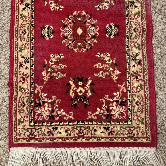 Vintage Area Rug - Picture 4 of 6